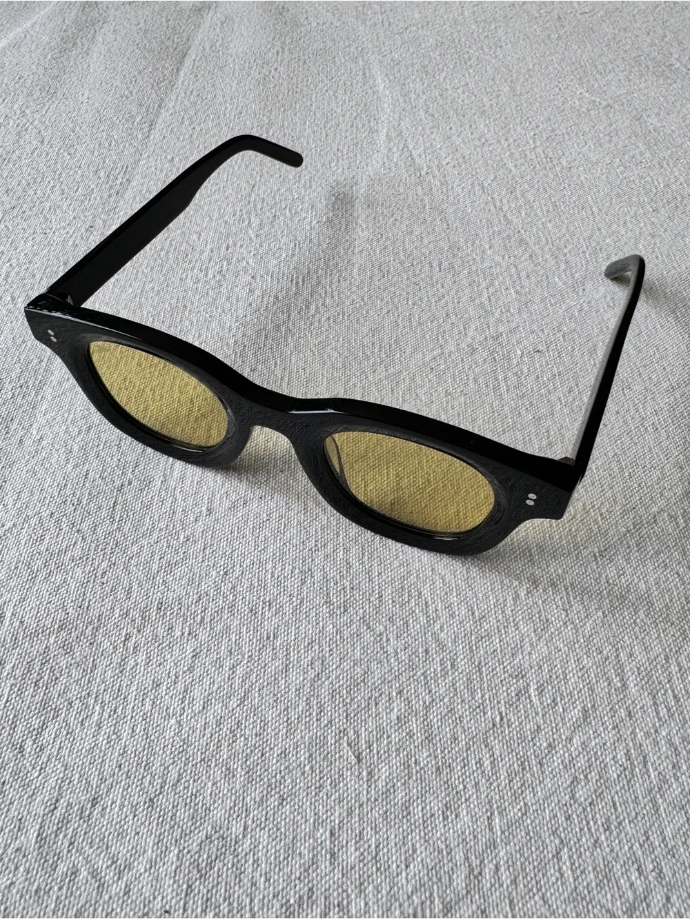 AKILA Black Sunglasses with Yellow Lenses